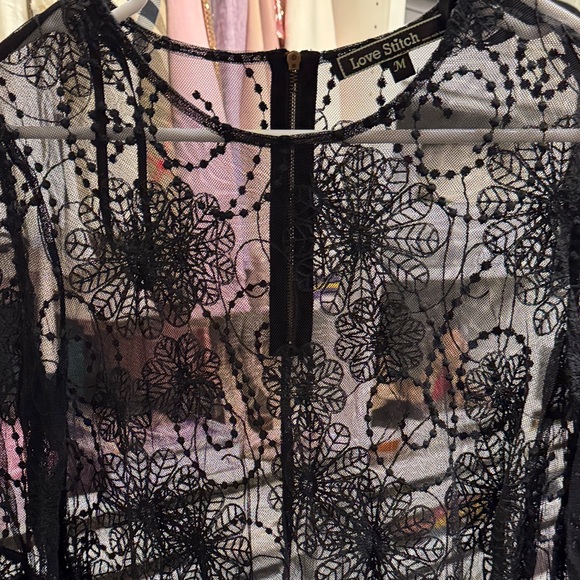 Love Stitch Sheer Black Floral Long Sleeve Lace Blouse - size M - Picture 2 of 5